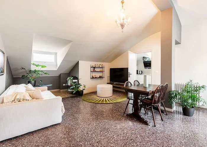 Appartement Myveniceattic *